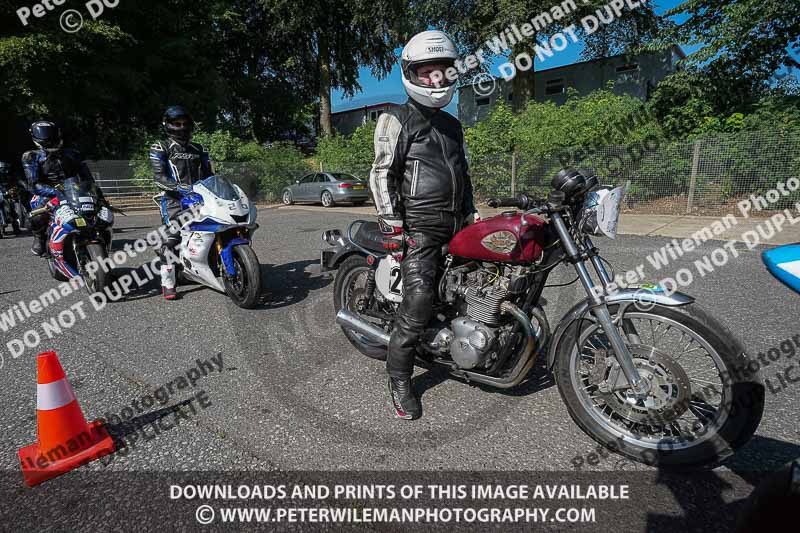 cadwell park;cadwell park photographs;cadwell trackday photographs;enduro digital images;event digital images;eventdigitalimages;peter wileman photography;racing digital images;trackday digital images;trackday photos